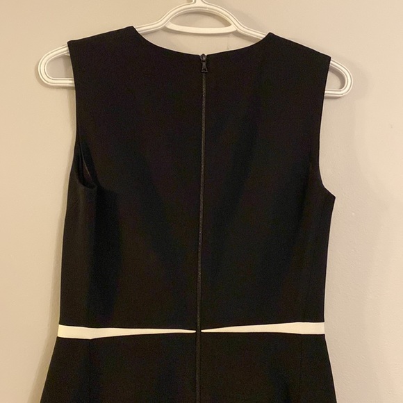 Narcissi Rodriguez crew neck sleeveless dress - Picture 7 of 8